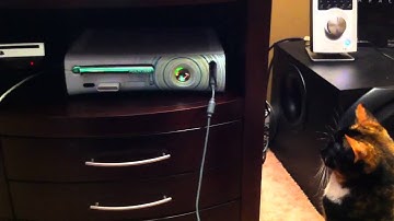 My Xbox 360 opens and closes the tray on its own!
