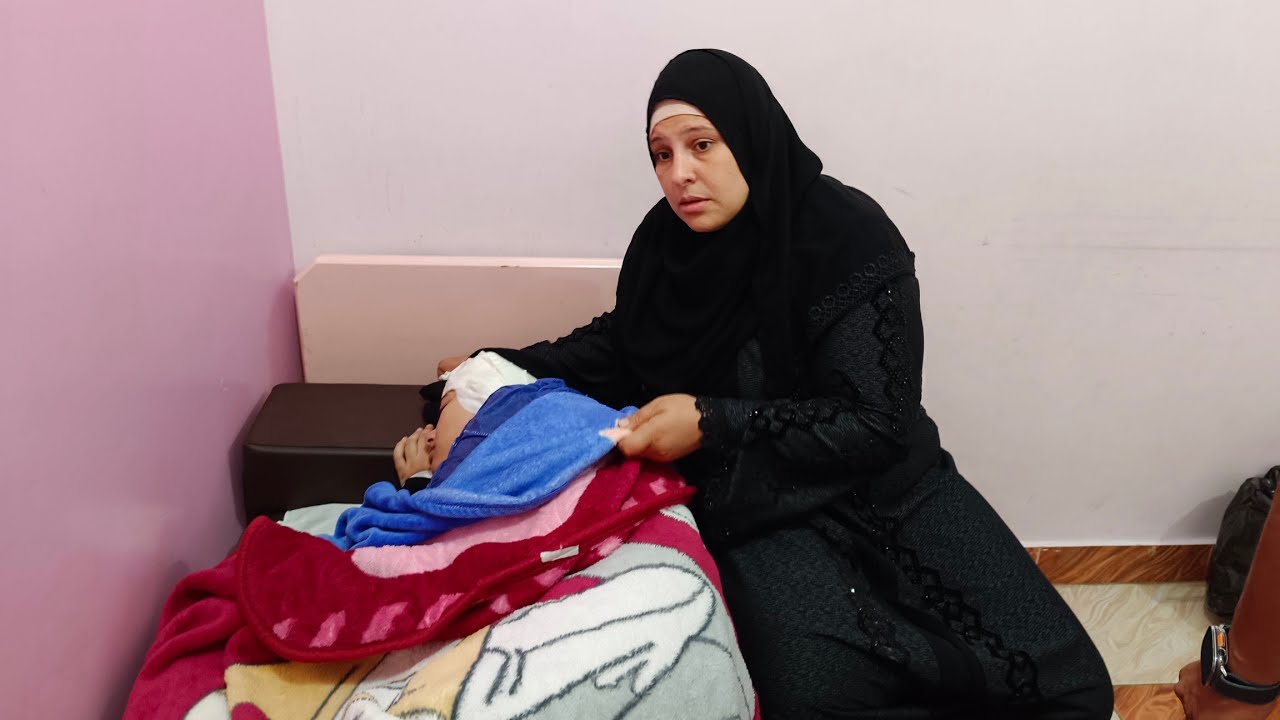 بنتى منهضتش تفرح بهدوم المدرسه ودخلت العمليات والبقاء والدوام لله  فى خالتى أصعب يوم عد  😥 دعواتكم