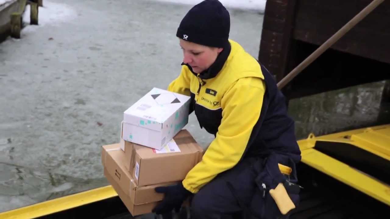 Deutschlands einzige Kahnzustellerin startet Saison im Spreewald