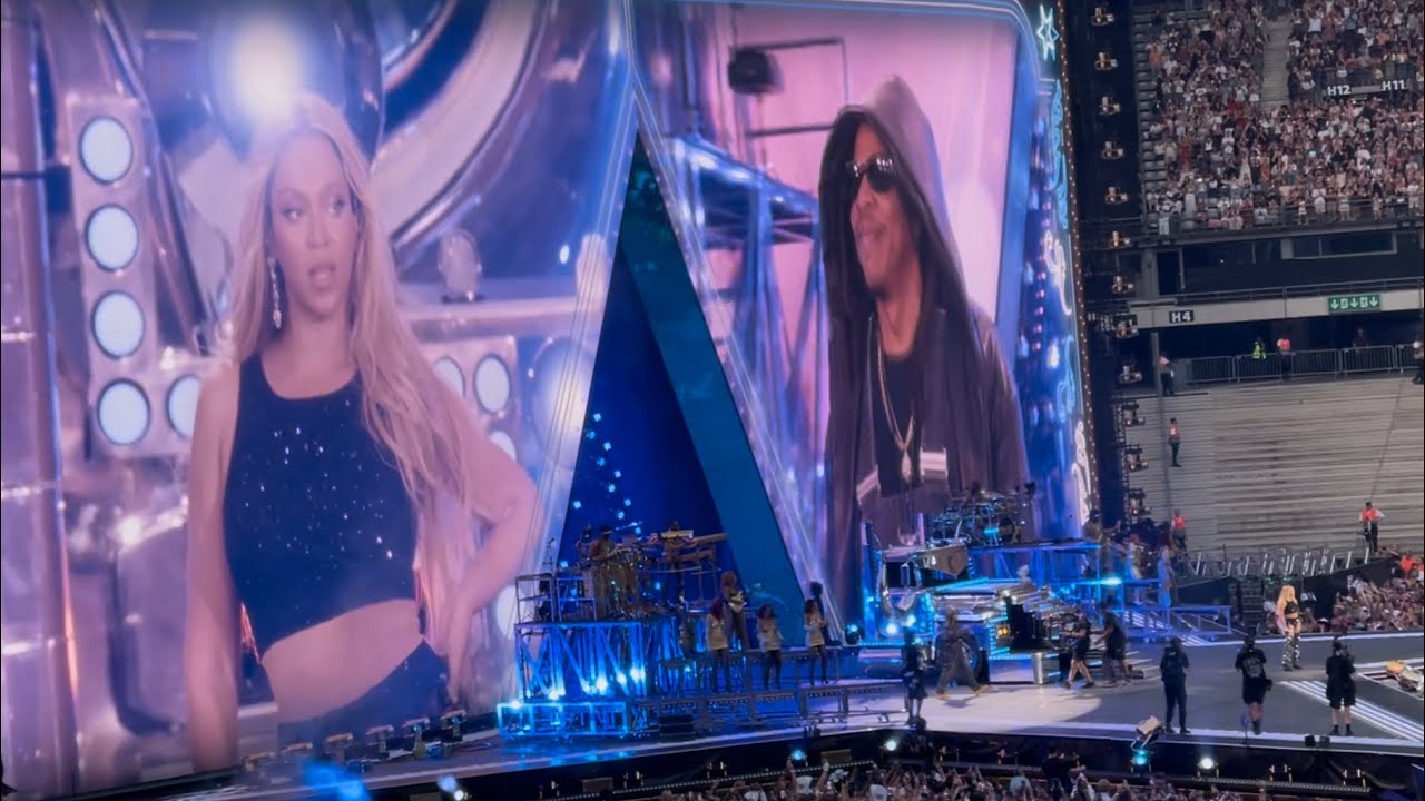 Beyoncé & Jay-Z - Crazy in Love  / Ni**as in Paris (Live at Stade de France, Paris  06/22/2025)