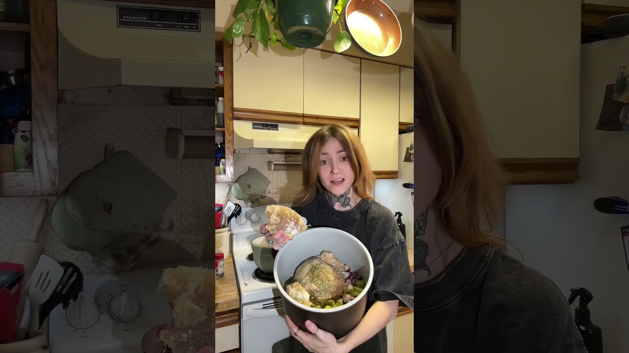 Тушеная свинина