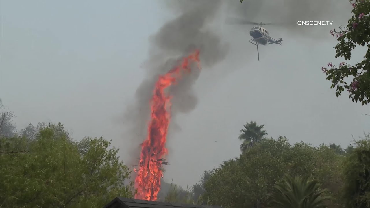 How Do Helicopters Fighting Fires?