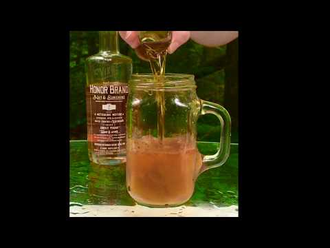 pumpkin-spice-whiskey-cocktail,-fall-recipes