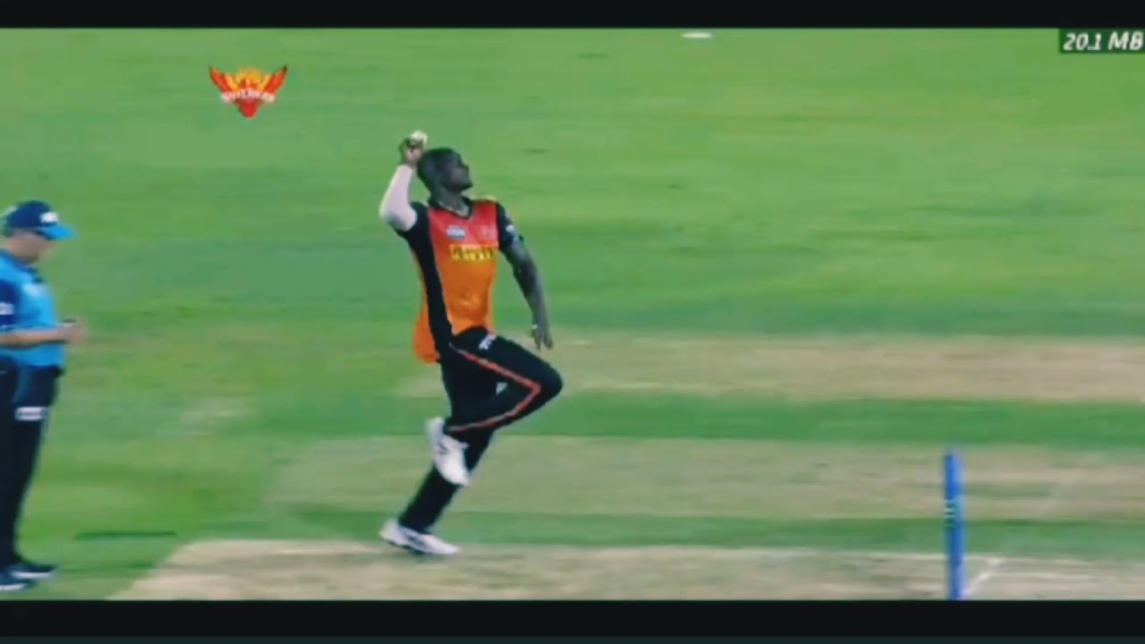 Flying Jagadeesha Suchith unbelievable catch of Deepak hooda Punjab vs SRH