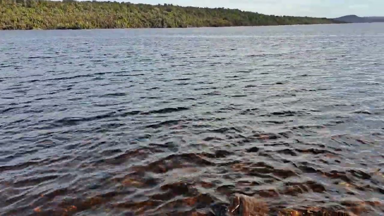 Parque Tantauco, Lago Yaldad, Quellón, Chiloé.