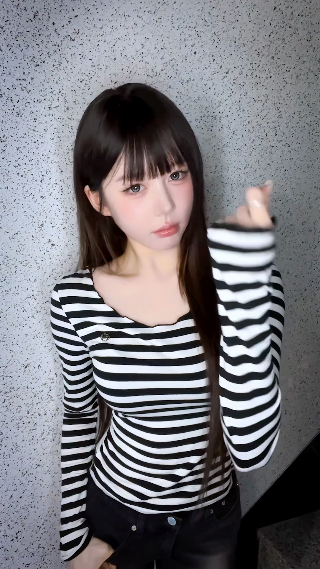 𝗸𝗻𝗼𝗰𝗸 𝗸𝗻𝗼𝗰𝗸🐾🖤 #tripleS #트리플에스 #トリプルS