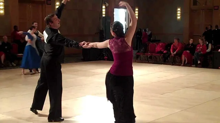 Gold ‪Smooth - Viennese Waltz - Mid Atlantic 2013 (‬Brandon & Nina‪)‬