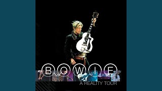 Video thumbnail of "David Bowie - Life On Mars (Live)"