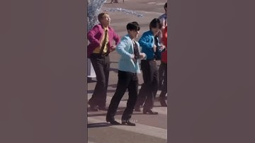 #bts #jungkook #jeonjungkook #thelatelateshow #dynamite #crosswalk