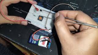 Simple Transistor Switch Using BC547 &amp; 400Ω Resistor | Breadboard Project