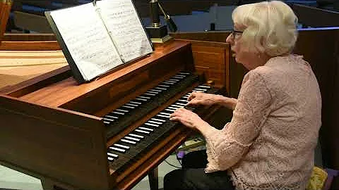 Phyllis Vogel - Scarlatti Sonata in D on harpsichord