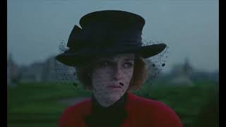 Spencer (2021) - Lady Di rompe su collar