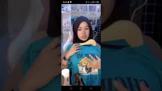 live tiktok/// meimei chan hijab cantik pegang 5usu