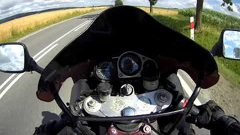 Kawasaki Ninja ZX7R test ride