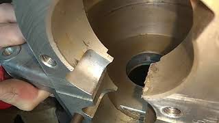 видео: Сравнение новых картеров #jawa 640 tramp и #jawa 638. Детальный разбор картинка: Сравнение новых картеров #jawa 640 tramp и #jawa 638. Детальный разбор