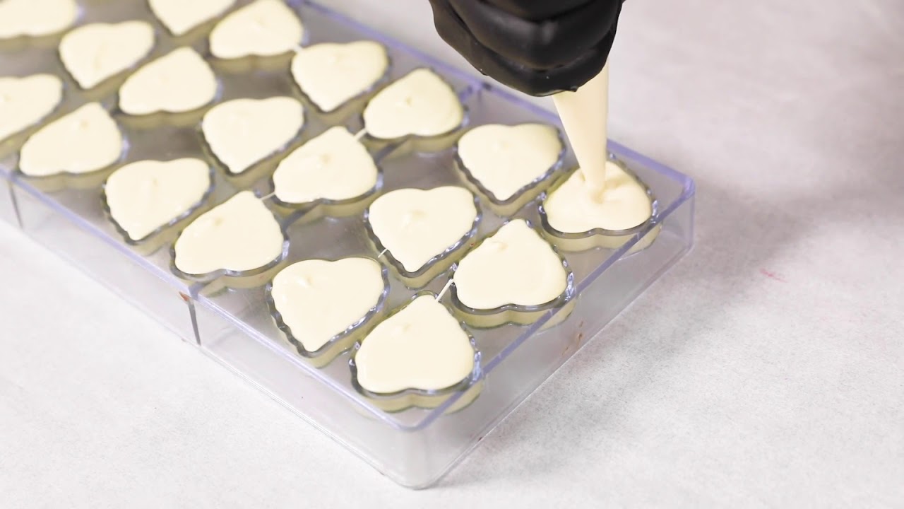 Leaf Candy Mold & Chocolate Mold - RWP0653C - Restaurantware