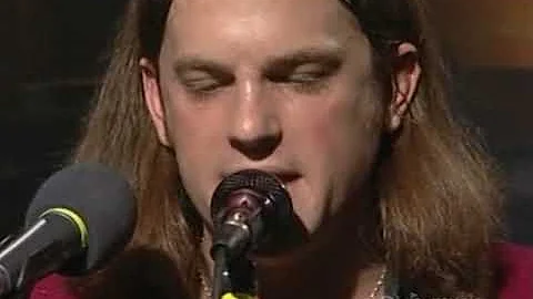Kings Of Leon ~ 2007 AOL Session ~ Live in SoHo, NYC - June 2007 ~ 6 songs