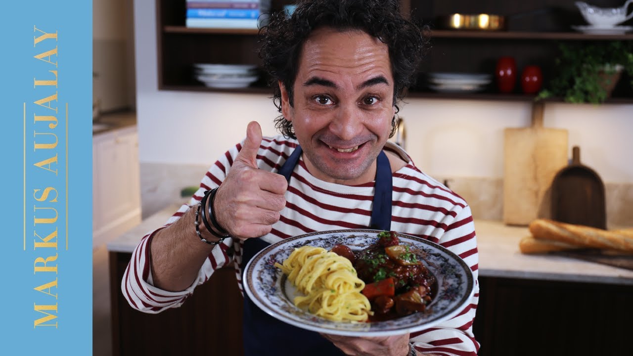 Coq au vin | Markus Aujalay