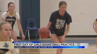 Norwell girls basketball back to work on first day of 2025-26 after winning 3A state title
