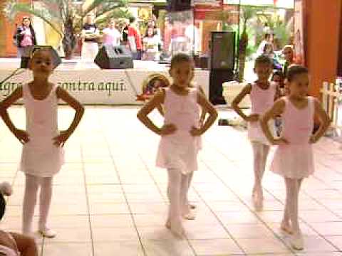 tia Chris ballet no shopping angra dos reis