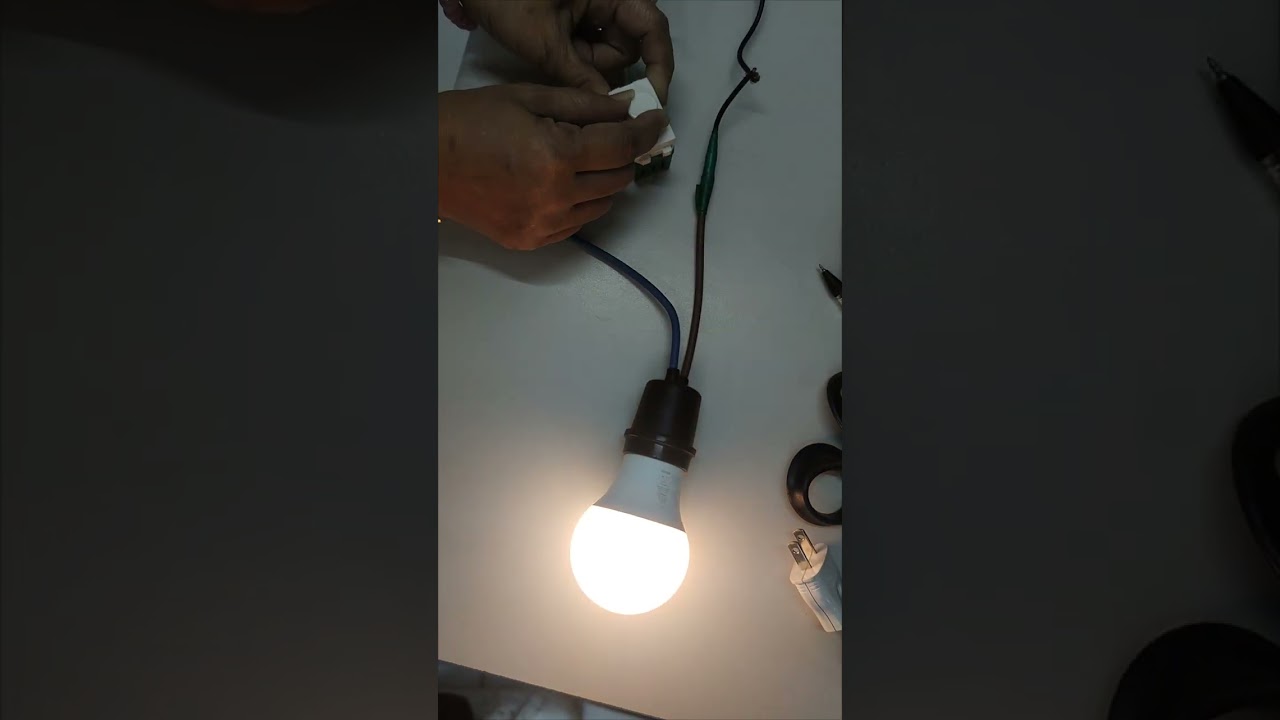 FSL 7W LED Bulb Dimmable Warm White 3000k E27 220V 