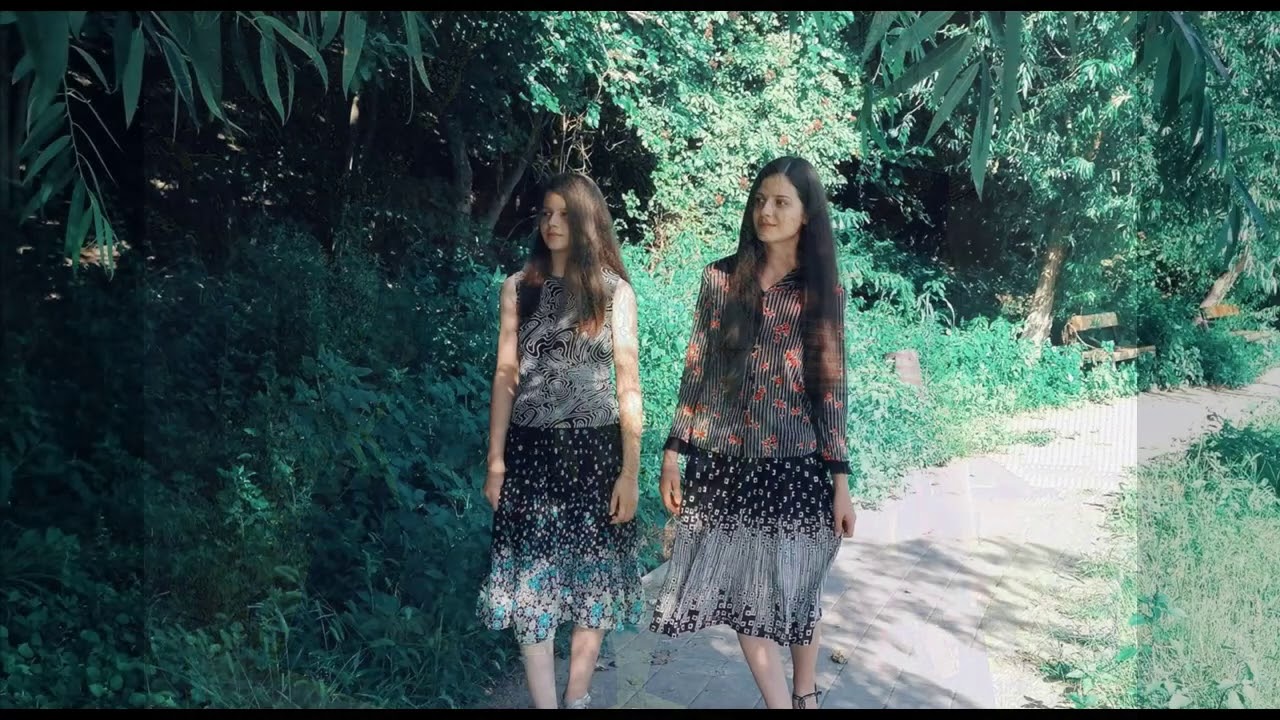 Bianca și Crina - M-am întrebat ce rost am pe pământ