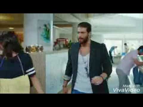 شفتها ودموعها شلال 