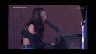 Olivia Rodrigo performs traitor at iheartradio 2021