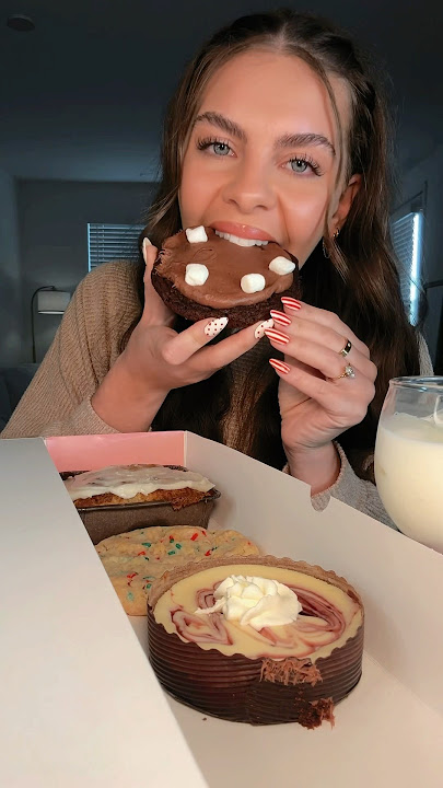 REVIEWING   RATING THIS WEEK’S CRUMBL LINEUP IN UNDER 60 SECONDS 🍪🤭 #cookiesandmilk #crumblasmr