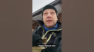Спасаю ворону с раненым крылом