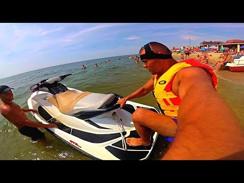 Видео: Сколько вам должно быть лет, чтобы водить водный мотоцикл в Нью-Джерси?