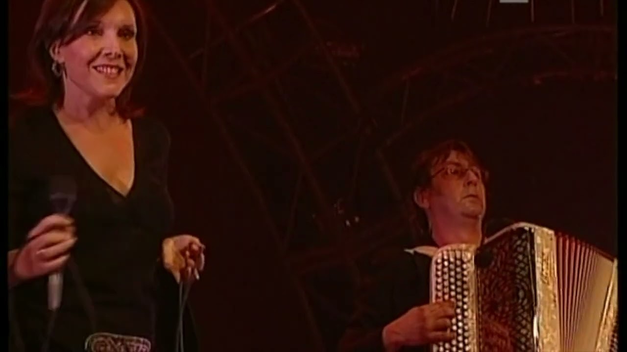 Vaya Con Dios - Je L' Aime Je L' Aime (Live - Basel) - YouTube