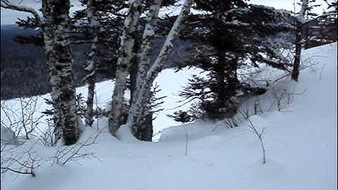 Nipigon hiking on  Ruby Lake cliffs
