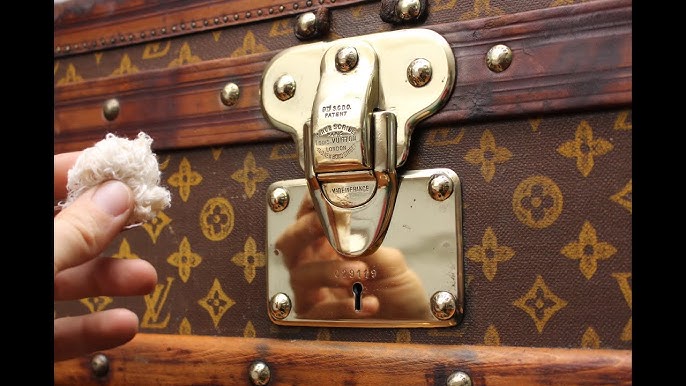 Louis Vuitton suitcase - Malle2luxe
