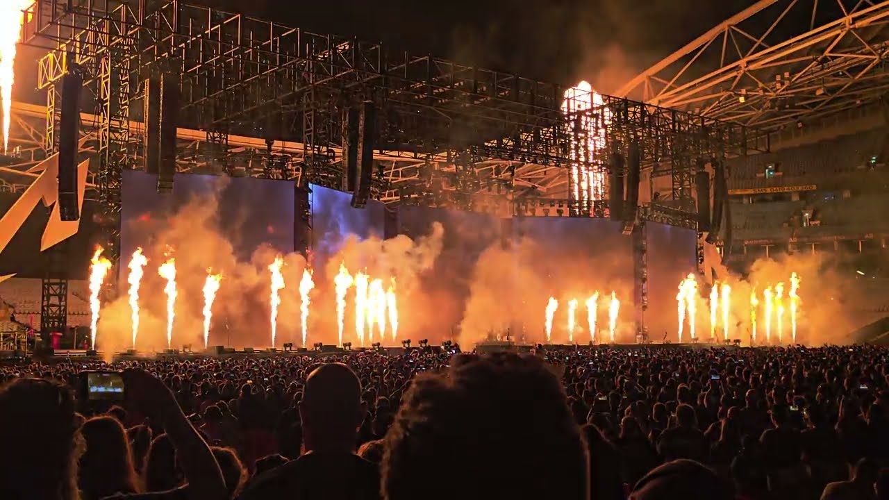 Metallica – “One” & “Enter Sandman” LIVE at Accor Stadium Sydney (15 Nov 2025)