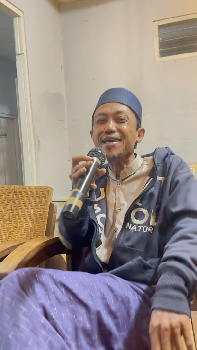 Ust Burhan - Ada Band Setengah Hati @ Cafe Login Cikalong Wetan