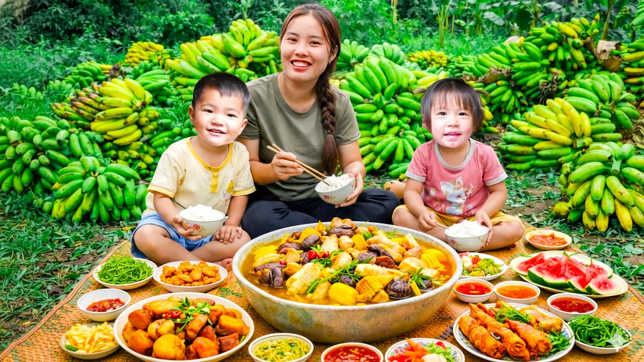 Harvesting Giant Green Bananas to Sell at Market - Cooking Steamed Chicken for My Children