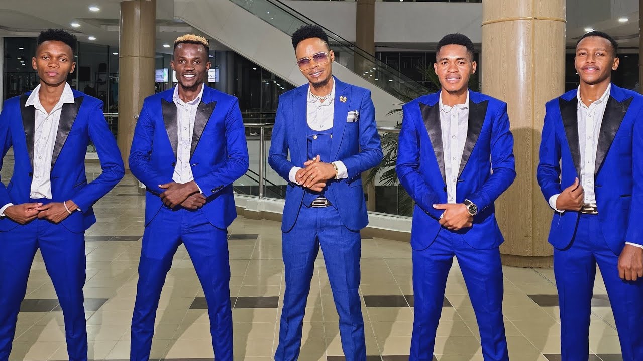 Kithyoko market for Jesus 🔥 🔥 🔥  Church Boy performing Ngwate Kwoko live at Kithyoko market 🔥 