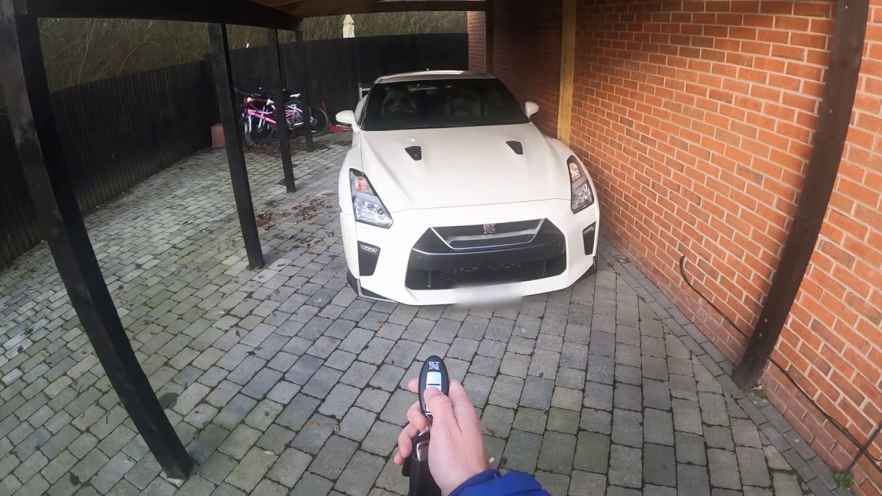 2019 Nissan GTR R35 POV (Cold Start, Warm Up, Drive, Accelerations)