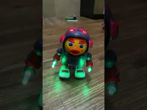 Mainan lucu bebek astronot joget #shorts
