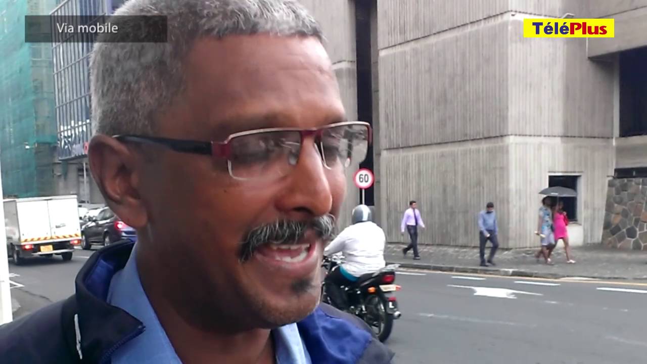 Amendements à la Protection from Domestic Violence Act   SOS Papa manifeste devant le Parlement