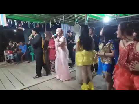 Novi Lida indonsiar ft artis melawi_ Selauh_ kalimantan barat