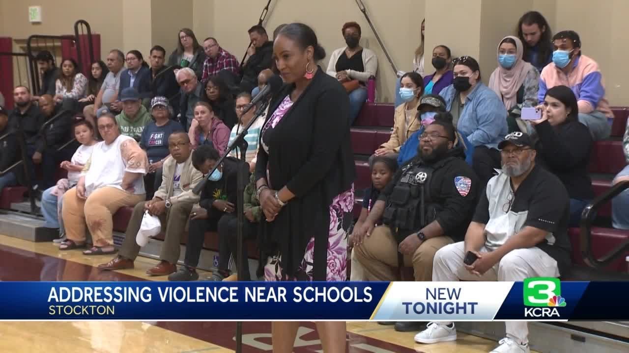 Stockton residents meet with city leaders, police to discuss safety
