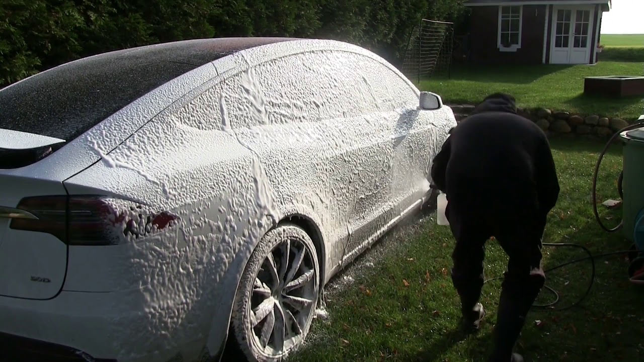 Tesla Model X Snow Foam Lance Kärcher K7 pressure washer Hand Wash