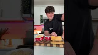 Mac & cheese grilled cheese!!! ??? #cooking #food #Recipe #grilledcheese #fyp