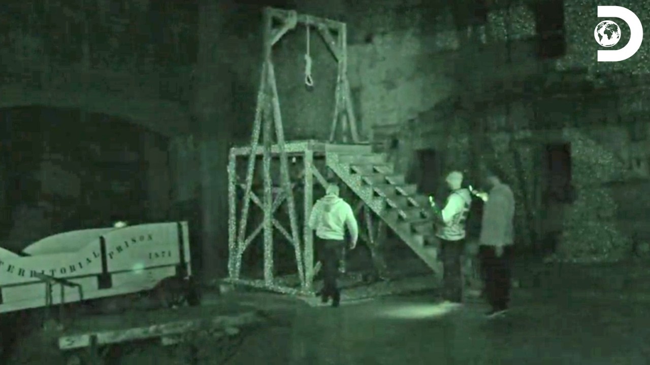 When Lockdown Turns Violent | Ghost Adventures S10 | Discovery Channel ...