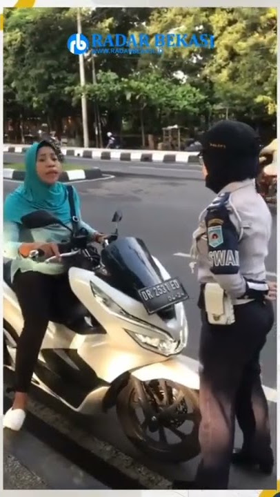 LAWAN ARAH, EMAK EMAK MELAWAN #shorts