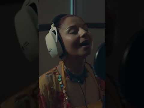 Burcu Arı feat.