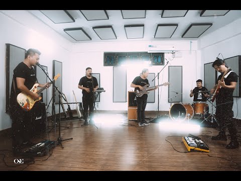 Polar Lights - Castles ( Live Performance) | Jam Studio 11