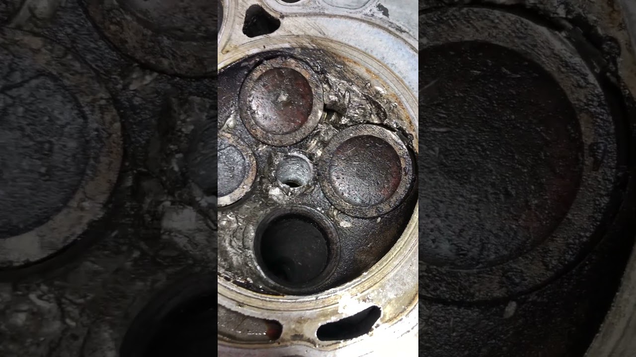 BMW n13 порвало дно